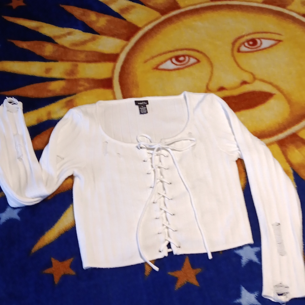 RUE21 DISTRESSED-CROP SWEATER SIZE XL